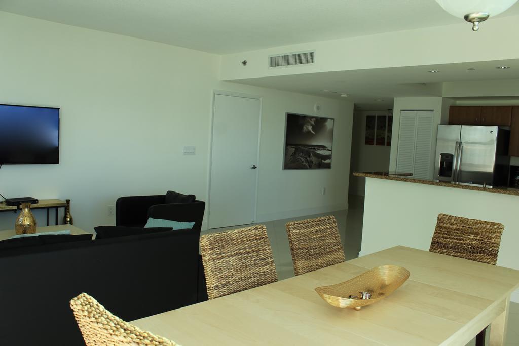 Lyx Suites At One Broadway In Brickell Miami Exterior foto